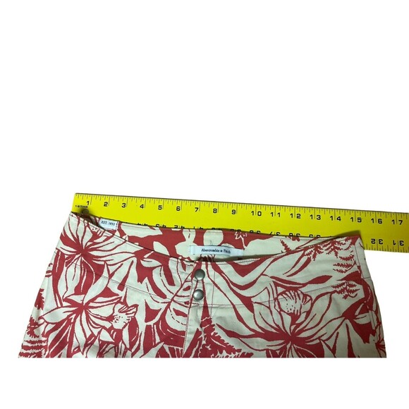 Abercrombie And Fitch Hawaiian Capri Pants Women’s Size 4 - Picture 13 of 13